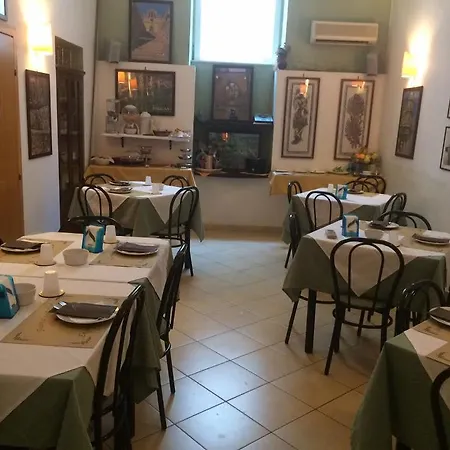Relais Szálloda 3*